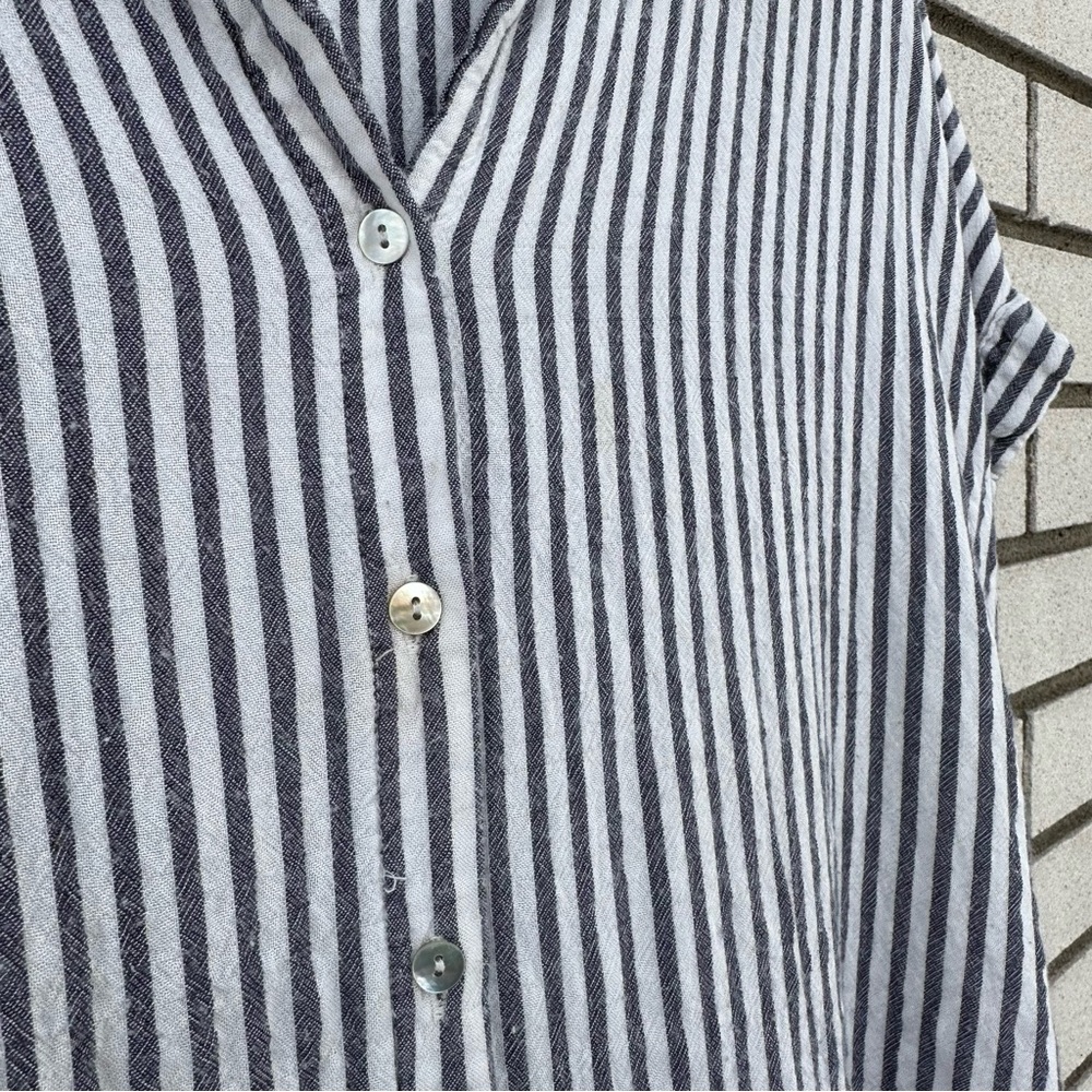 Jane and Delancey Gray White Stripe Buttondown Hi Low Tunic Rayon L - Picture 4 of 9